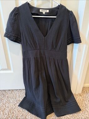 boden jersey seersucker dress Boden Black Jersey Knit Seersucker V-Neck Short Sleeve Tiered Dress Size 8